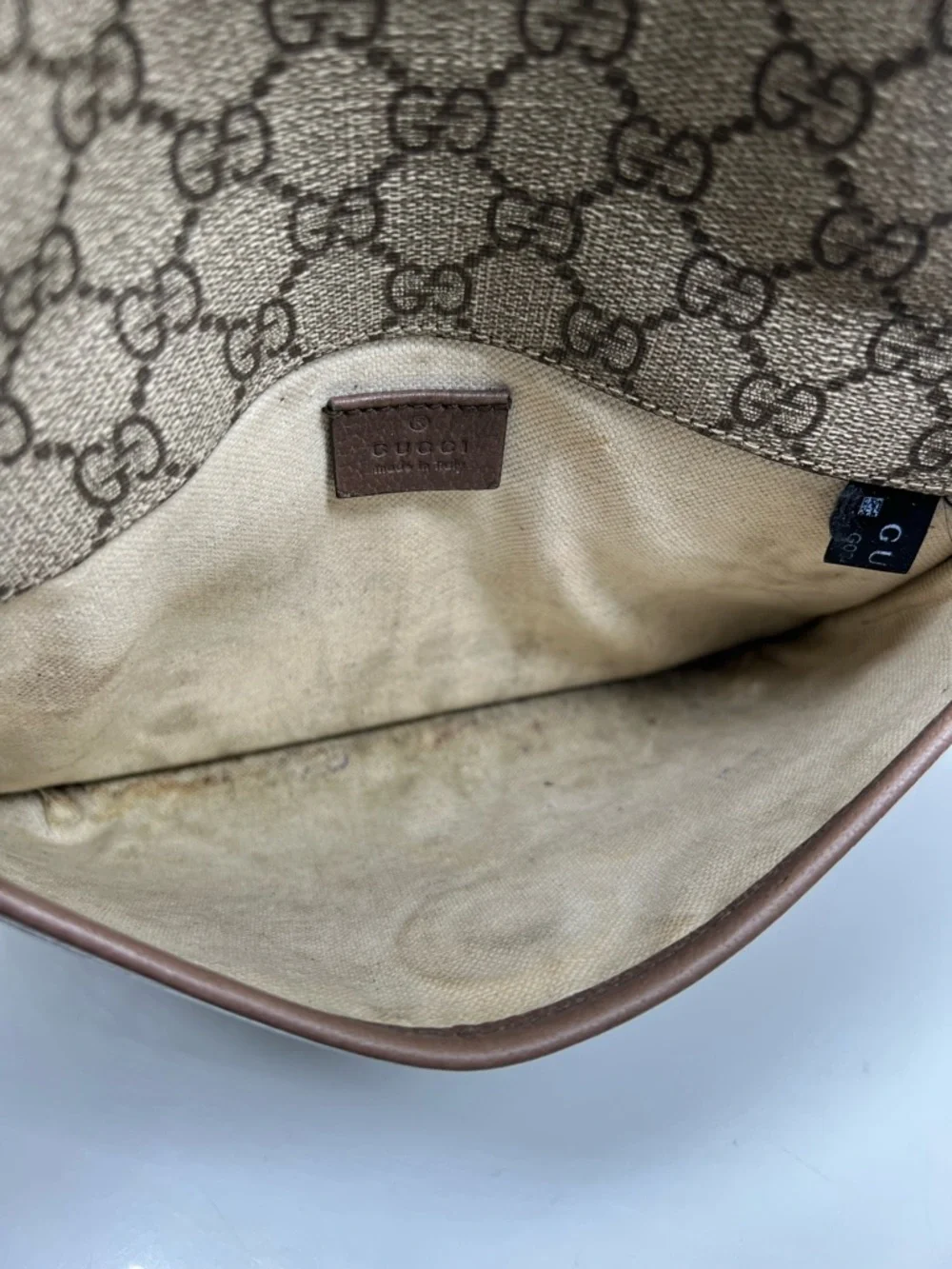 Gucci Neo Vintage GG Supreme Belt Bag